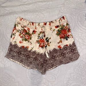 ANGIE shorts never worn!